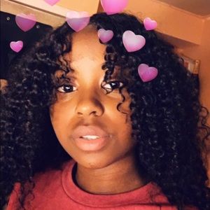 Meet your Posher, Valerie